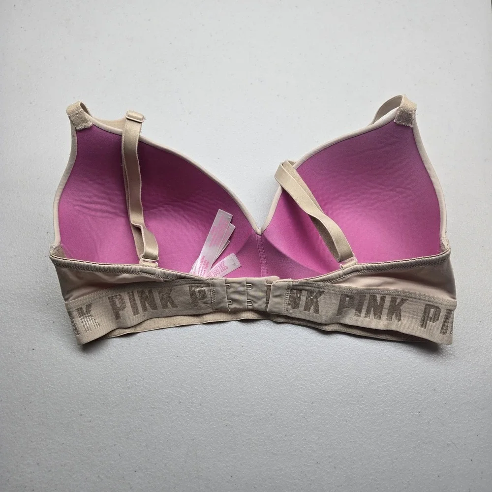 PINK Victoria's Secret Women Bra 34D Beige Lightly Lined Wear Everywhere Wireles